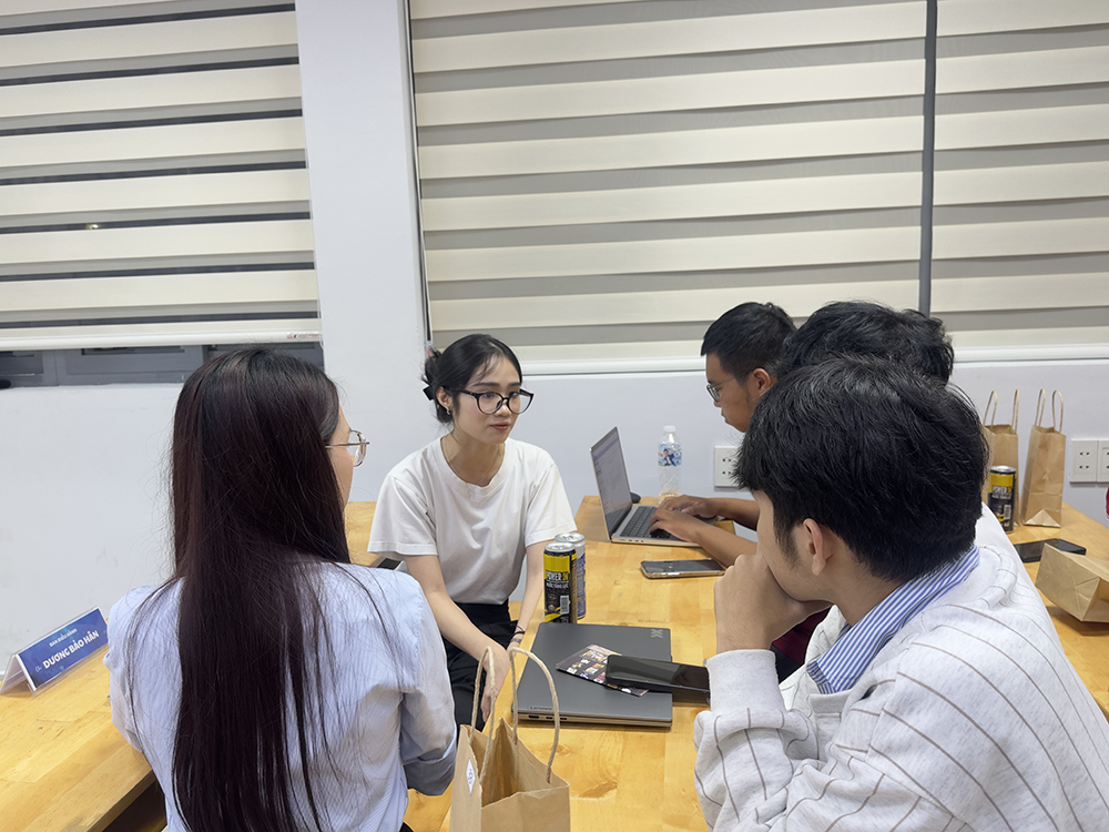 small-talk-whalecoming-sea-gleams-big-dreams-7