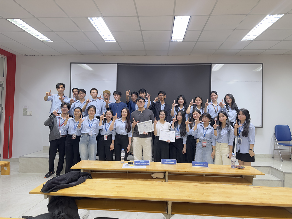 small-talk-whalecoming-sea-gleams-big-dreams-9