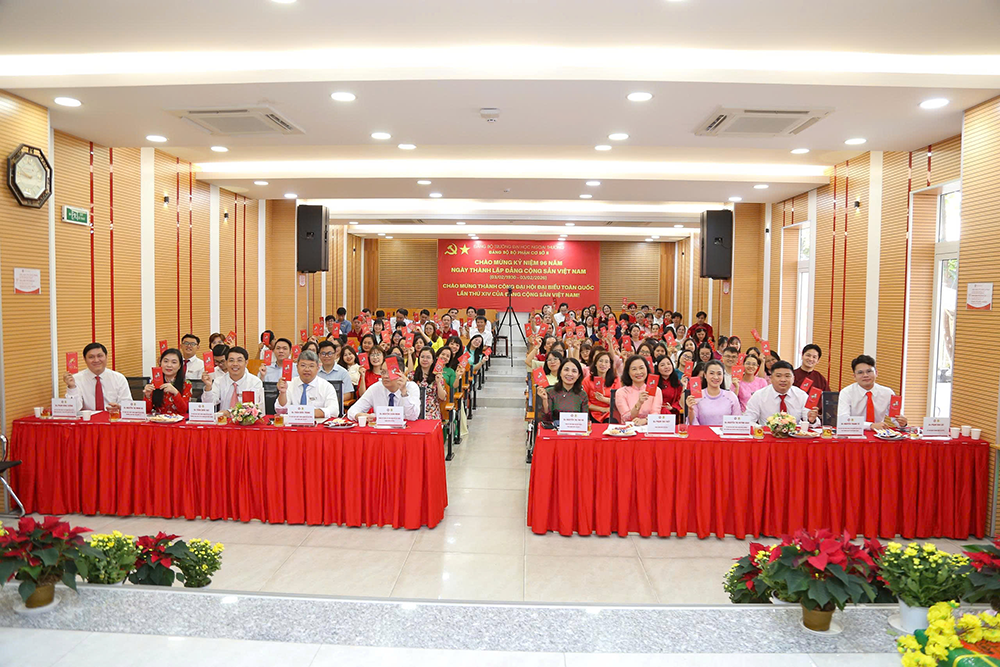 chuong-trinh-hop-mat-dau-xuan-binh-ngo-2026-tai-co-so-ii-1